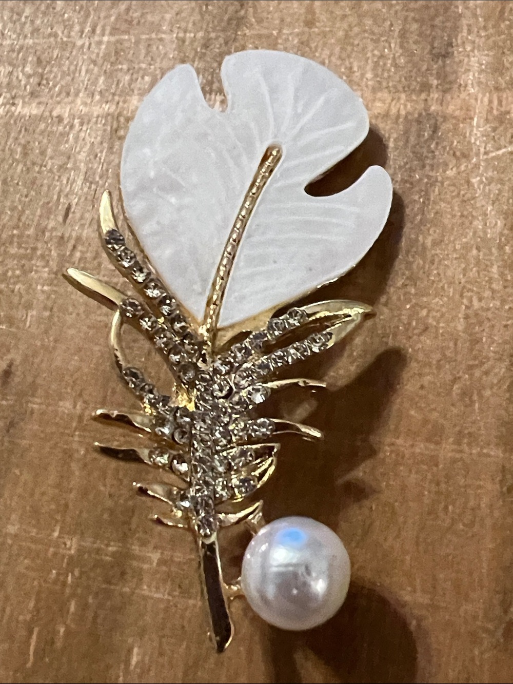 3/$18 Gold Leaf Brooch with White Enamel Leaf and Pearl Accent Lot 441